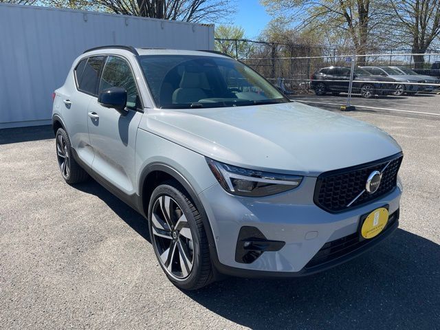 2026 Volvo XC40 Ultra