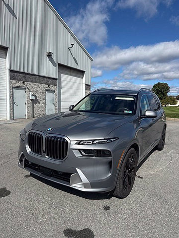 2025 BMW X7