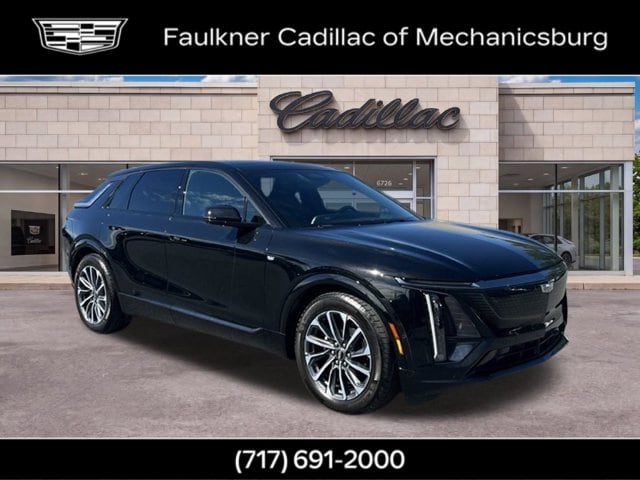 2024 Cadillac LYRIQ Sport 2