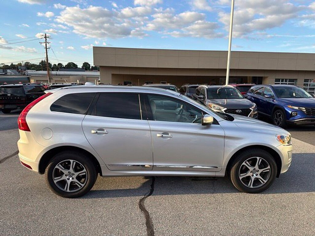 Used 2015 Volvo XC60 T6 SUV