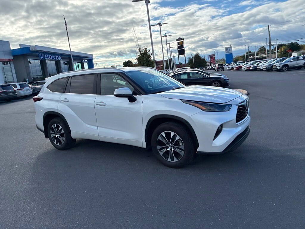 Certified 2026 Toyota Highlander XLE SUV