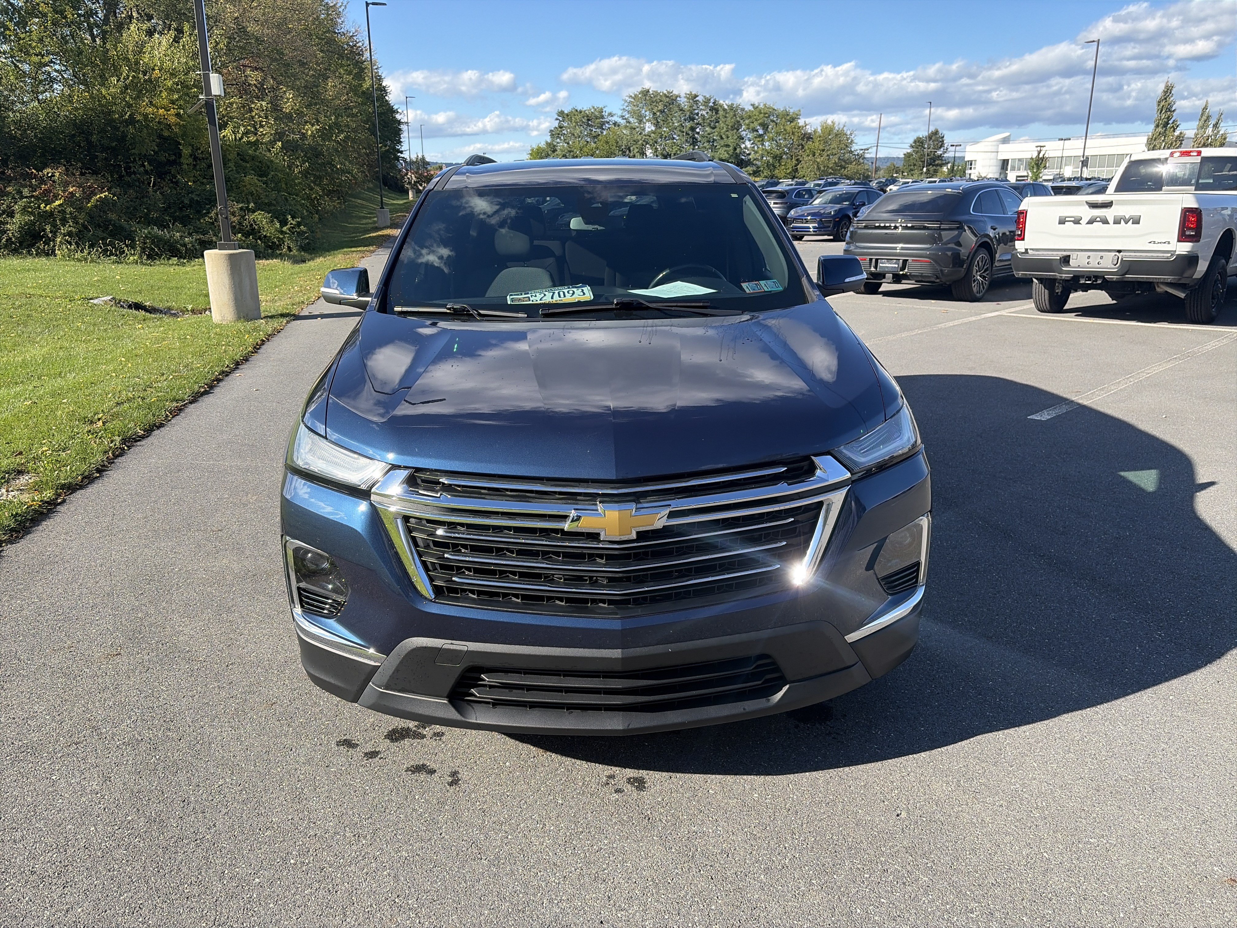 Used 2022 Chevrolet Traverse LT Cloth SUV