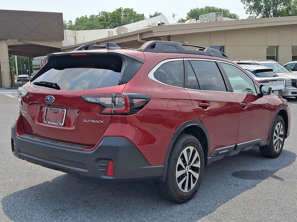 Used 2020 Subaru Outback Premium SUV
