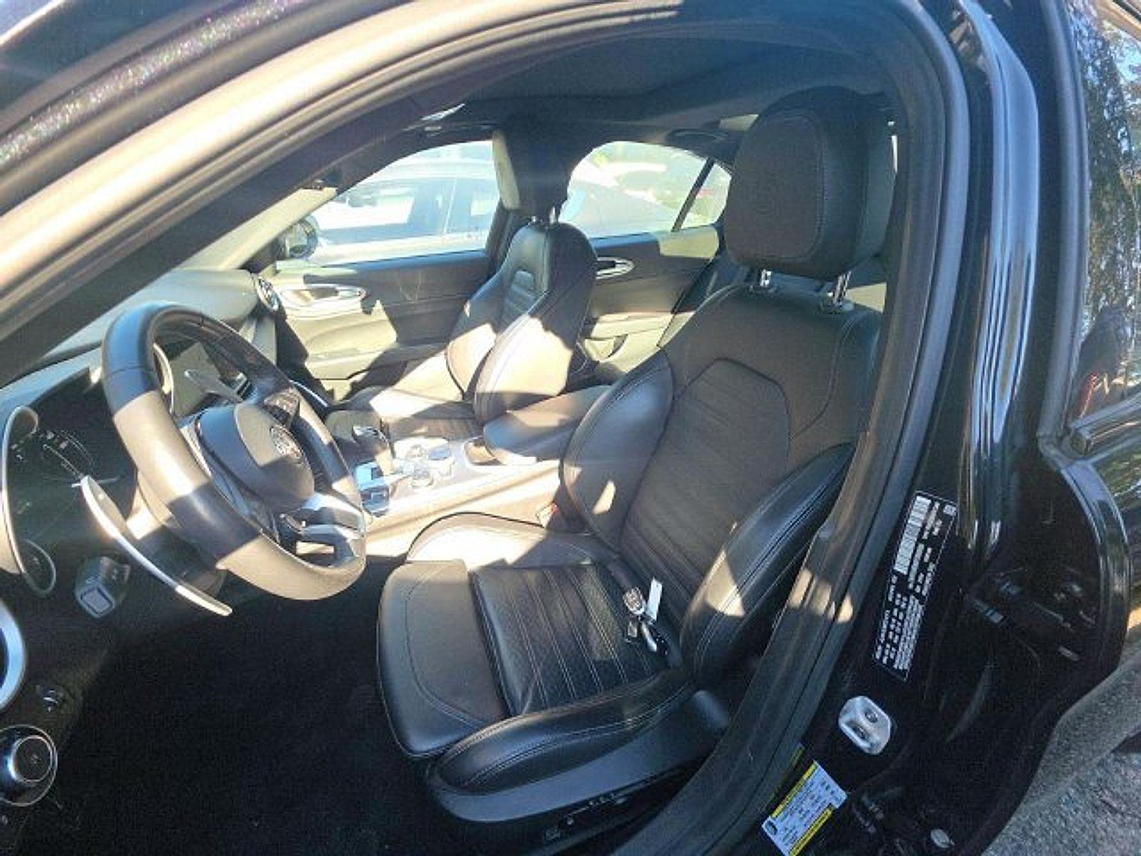 Used 2023 Alfa Romeo Giulia Veloce Sedan