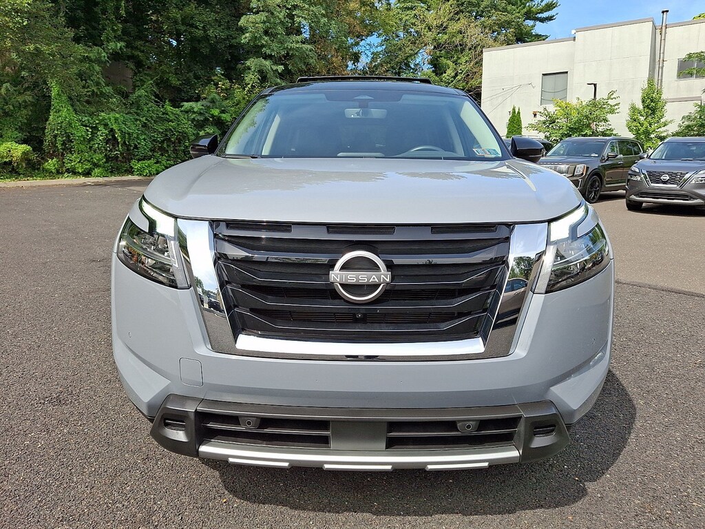 Certified 2024 Nissan Pathfinder SL SUV