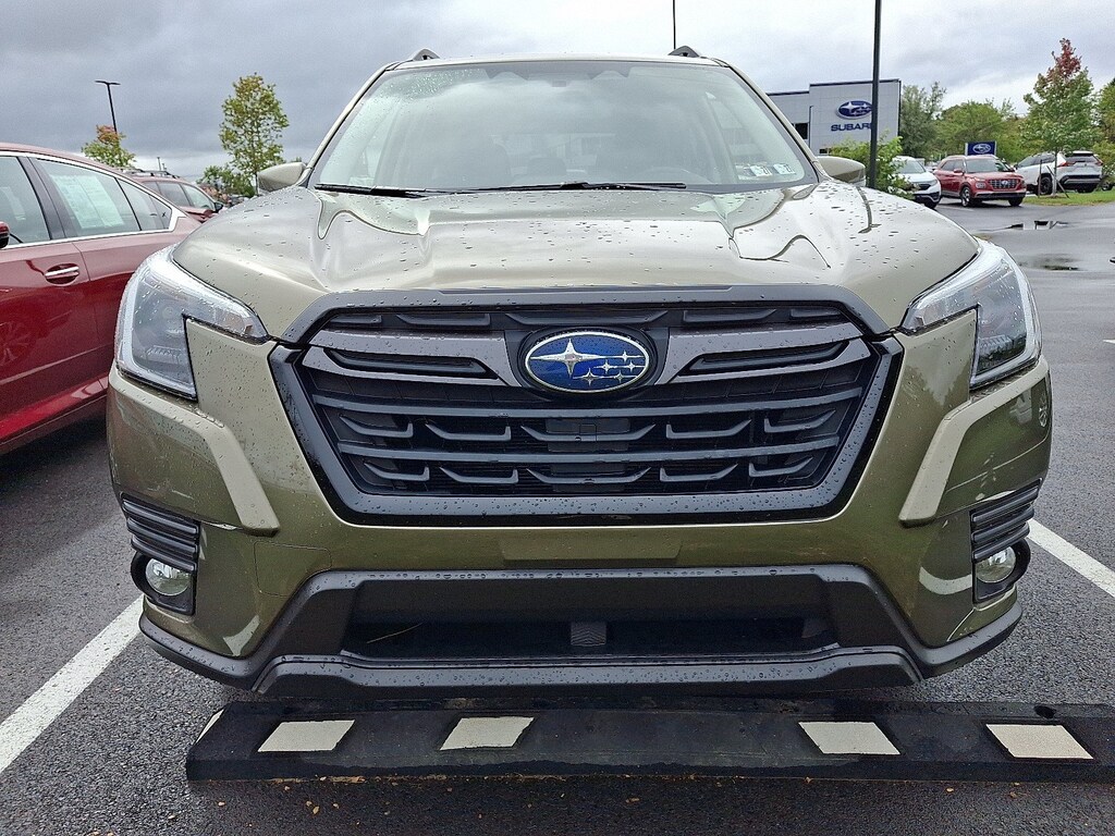 Used 2022 Subaru Forester Limited SUV