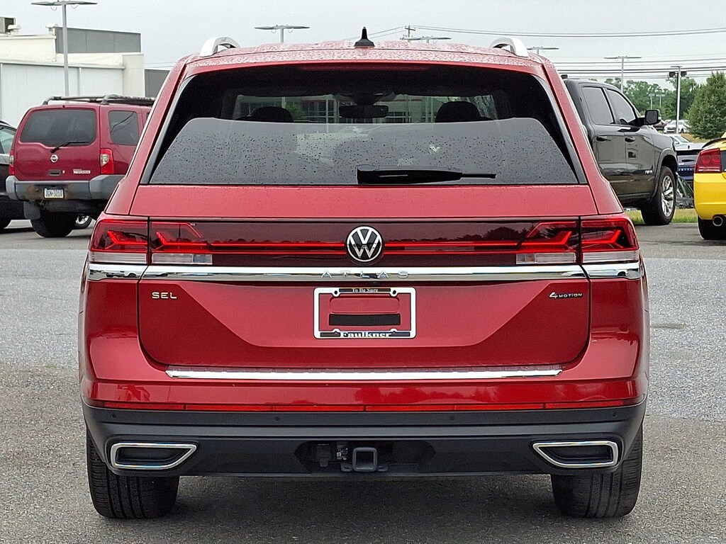 Used 2024 Volkswagen Atlas 2.0T SEL SUV