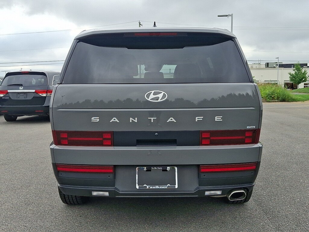 Used 2025 Hyundai Santa Fe SE SUV