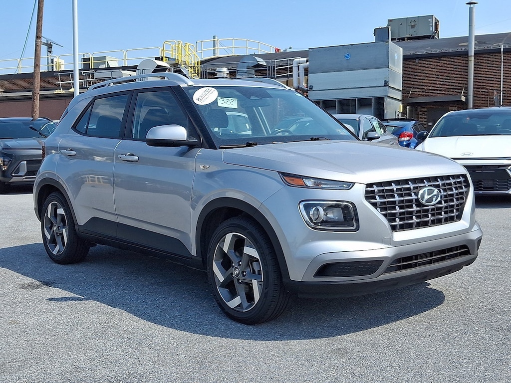 Certified 2025 Hyundai Venue SEL SUV