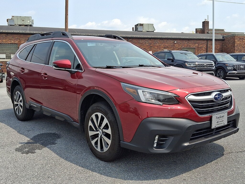 Used 2020 Subaru Outback Premium SUV