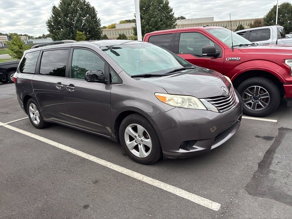 Used 2015 Toyota Sienna LE Van