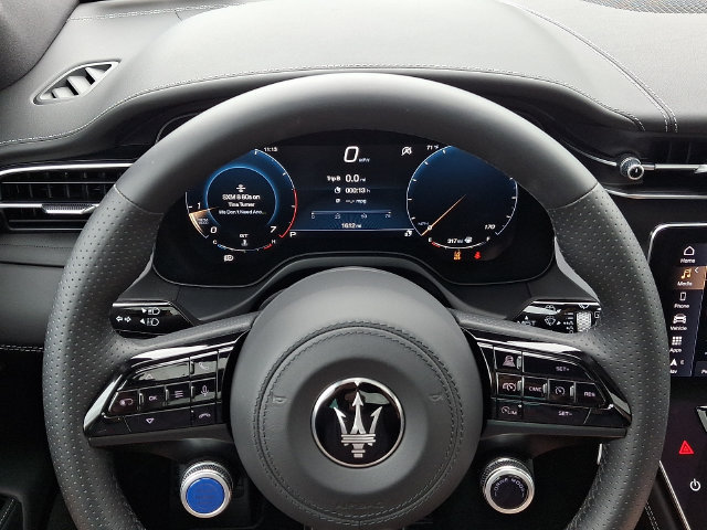 Certified 2025 Maserati Grecale SUV
