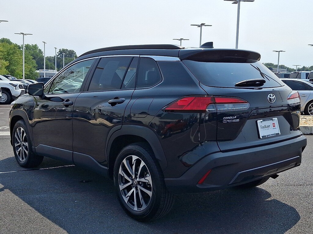 Certified 2025 Toyota Corolla Cross XLE SUV