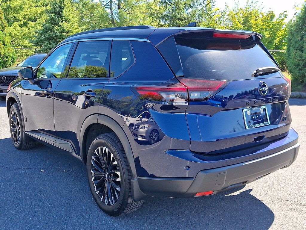 Certified 2026 Nissan Rogue Dark Armor SUV