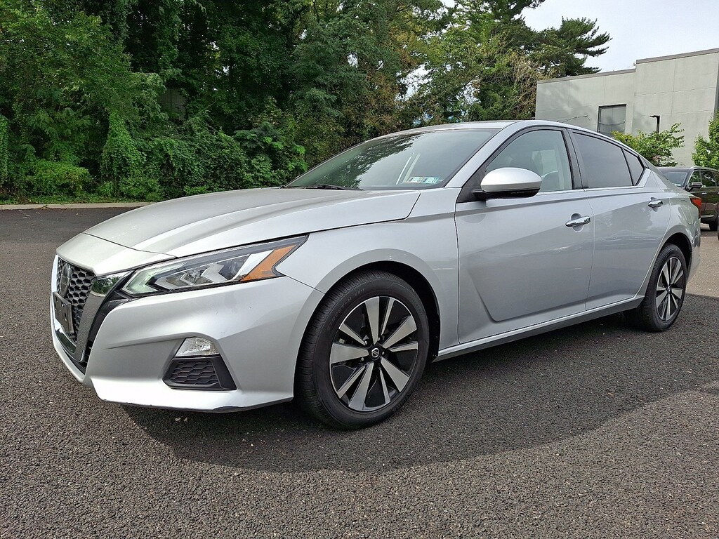 Certified 2022 Nissan Altima 2.5 SV Sedan