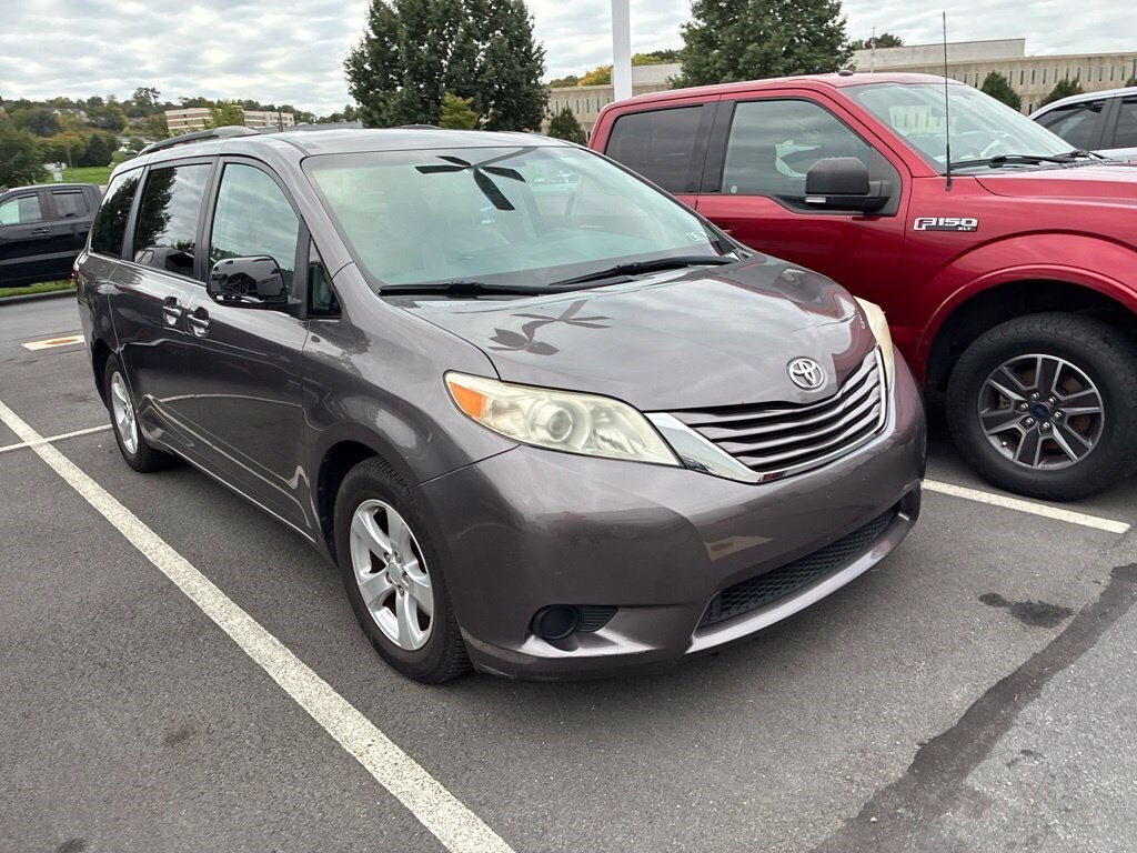 Used 2015 Toyota Sienna LE Van