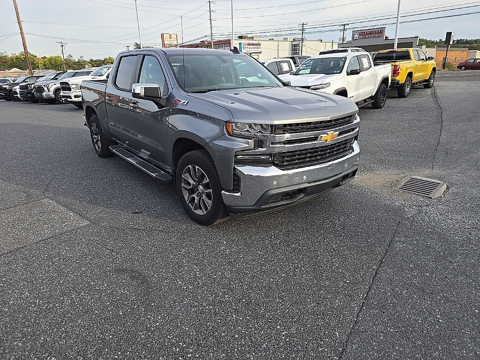 Used 2019 Chevrolet Silverado 1500 LT Truck Crew Cab