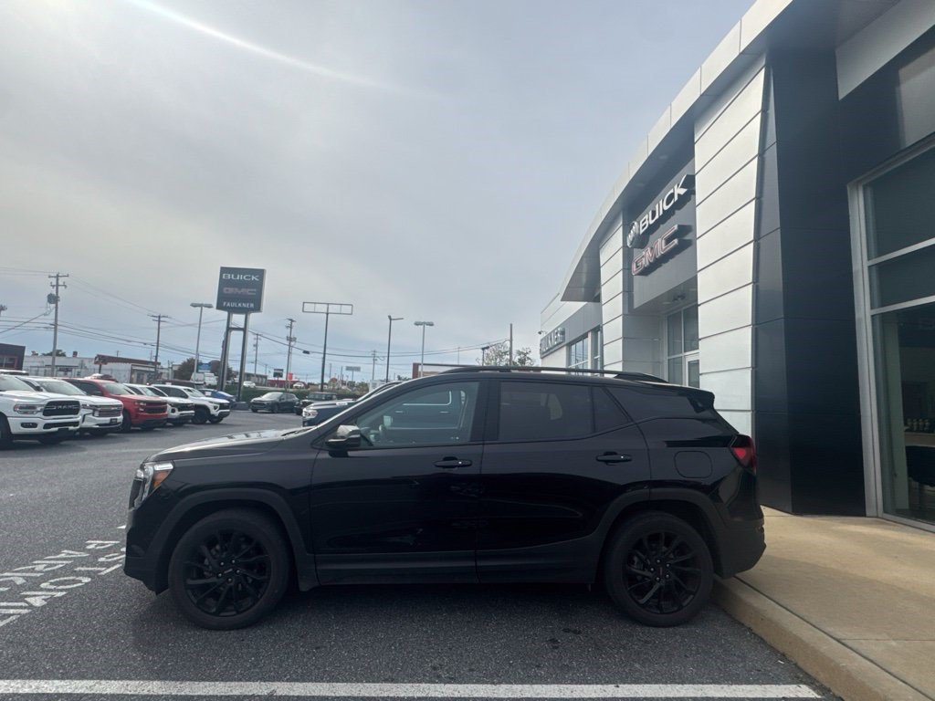 Used 2023 GMC Terrain SLT SUV
