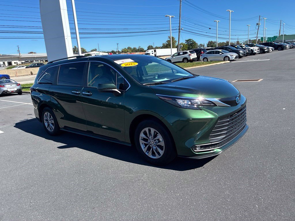 Certified 2025 Toyota Sienna XLE Van Passenger Van
