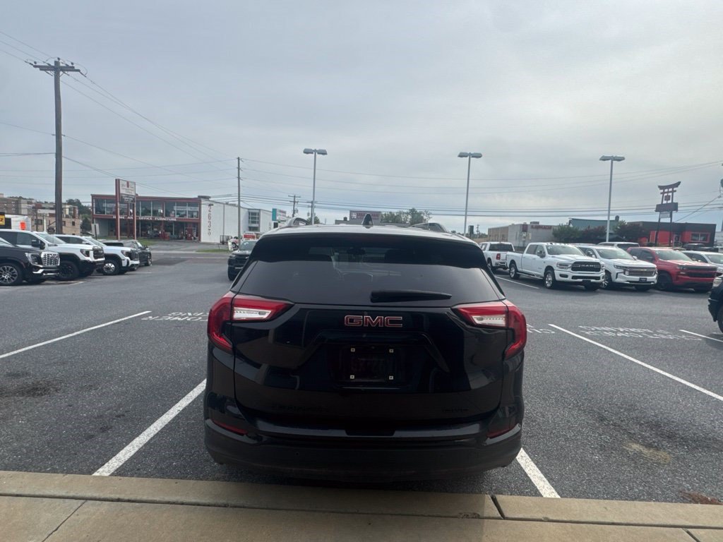 Used 2023 GMC Terrain SLT SUV