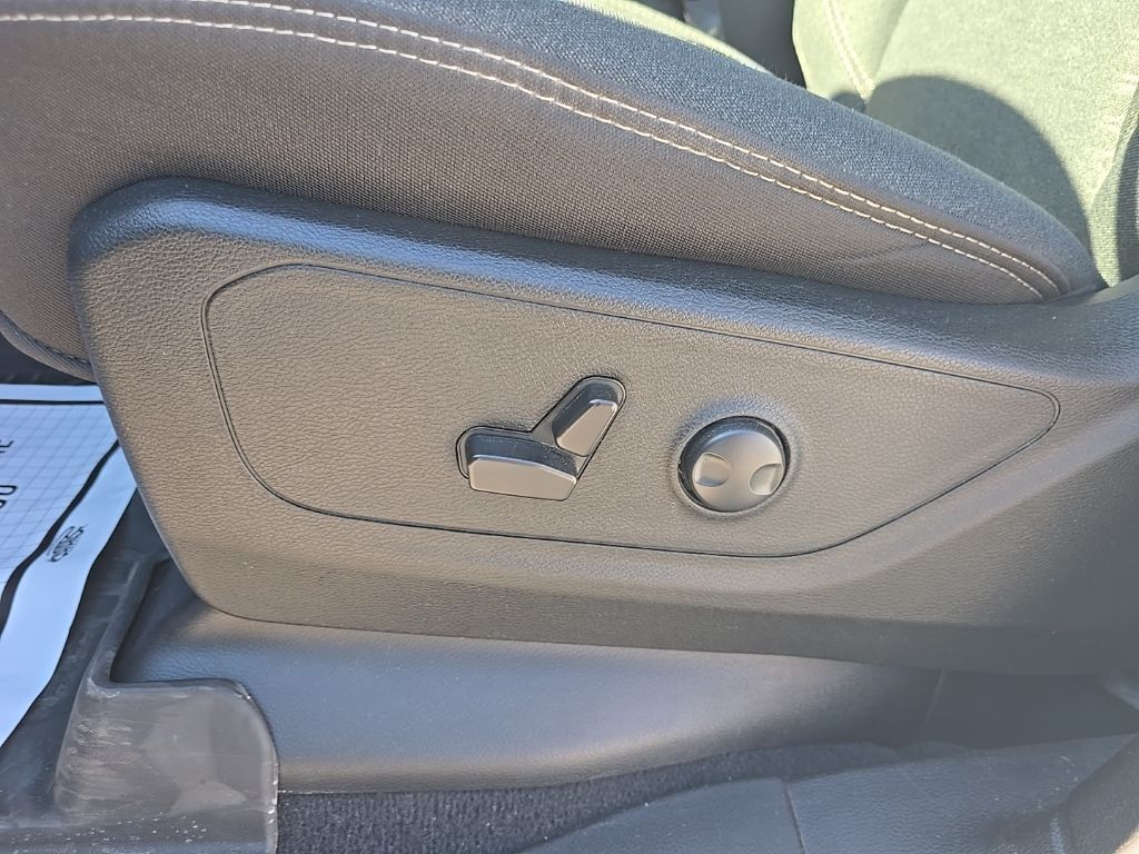 2025 RAM Ram 1500 Pickup Big Horn/Lone Star - Photo 19