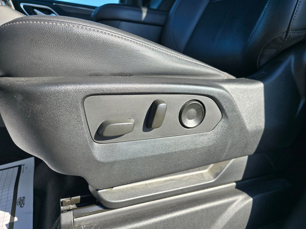 2021 Chevrolet Tahoe Z71 - Photo 19