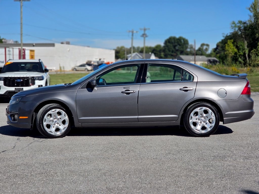Used 2010 Ford Fusion SEL Sedan
