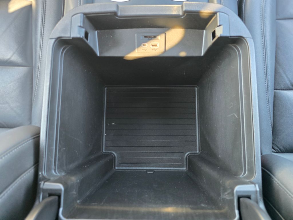 2021 Chevrolet Tahoe Z71 - Photo 39