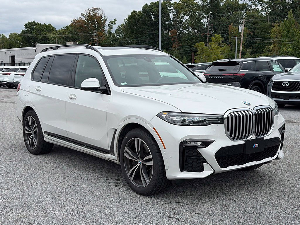 2021 BMW X7