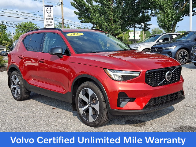 2023 Volvo XC40