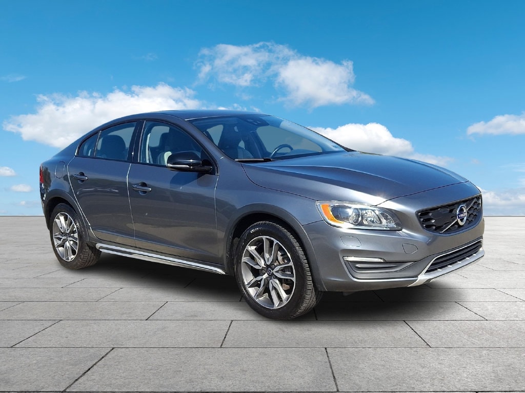 2017 Volvo S60 T5 Platinum
