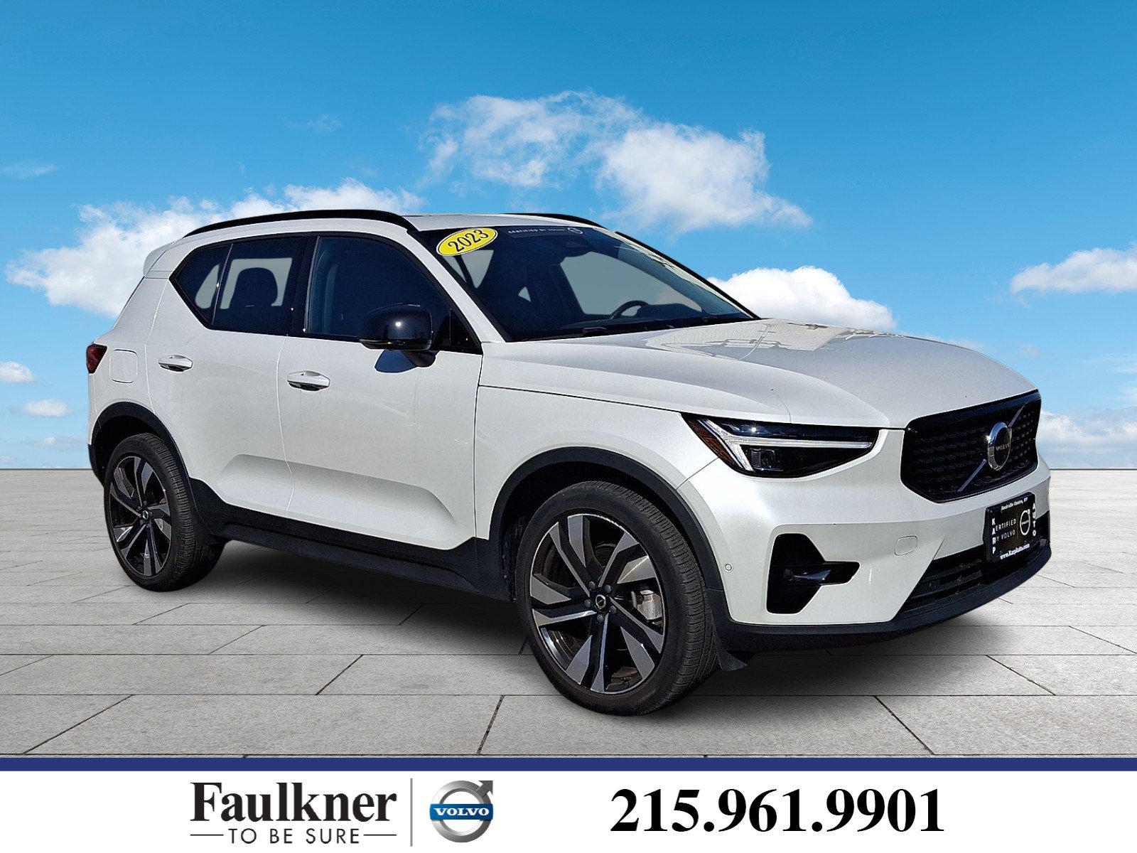 2023 Volvo XC40