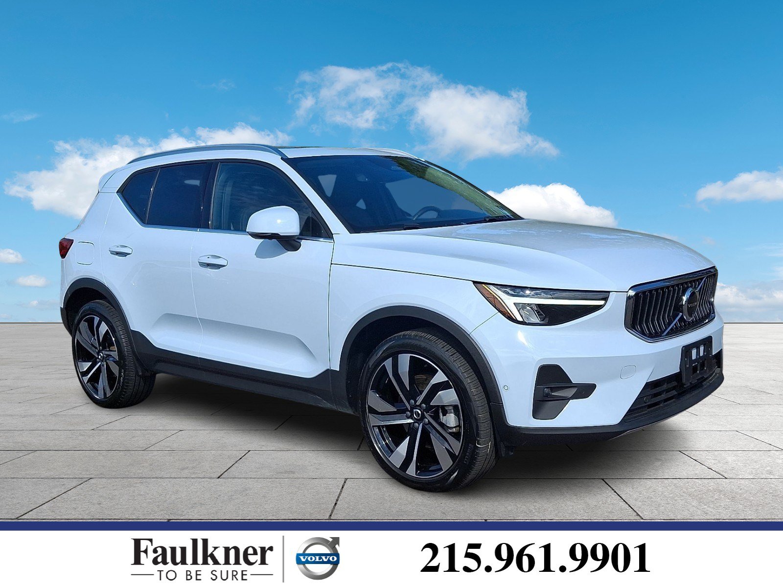 2024 Volvo XC40