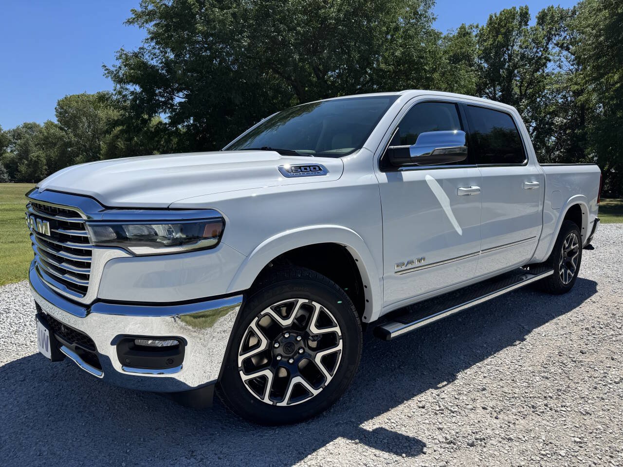 2026 RAM 1500 Pickup Laramie