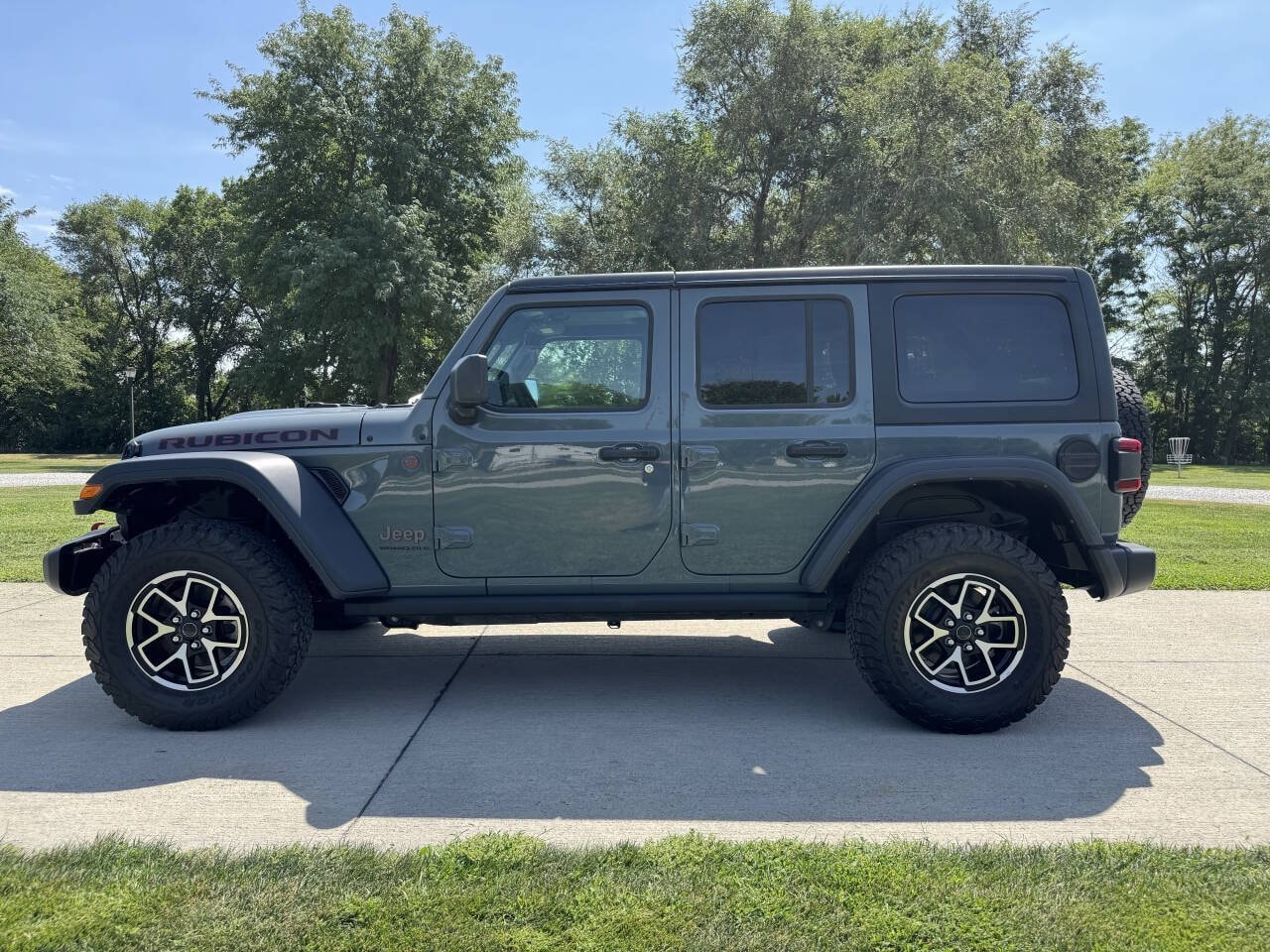 2025 Jeep Wrangler 4-Door Rubicon