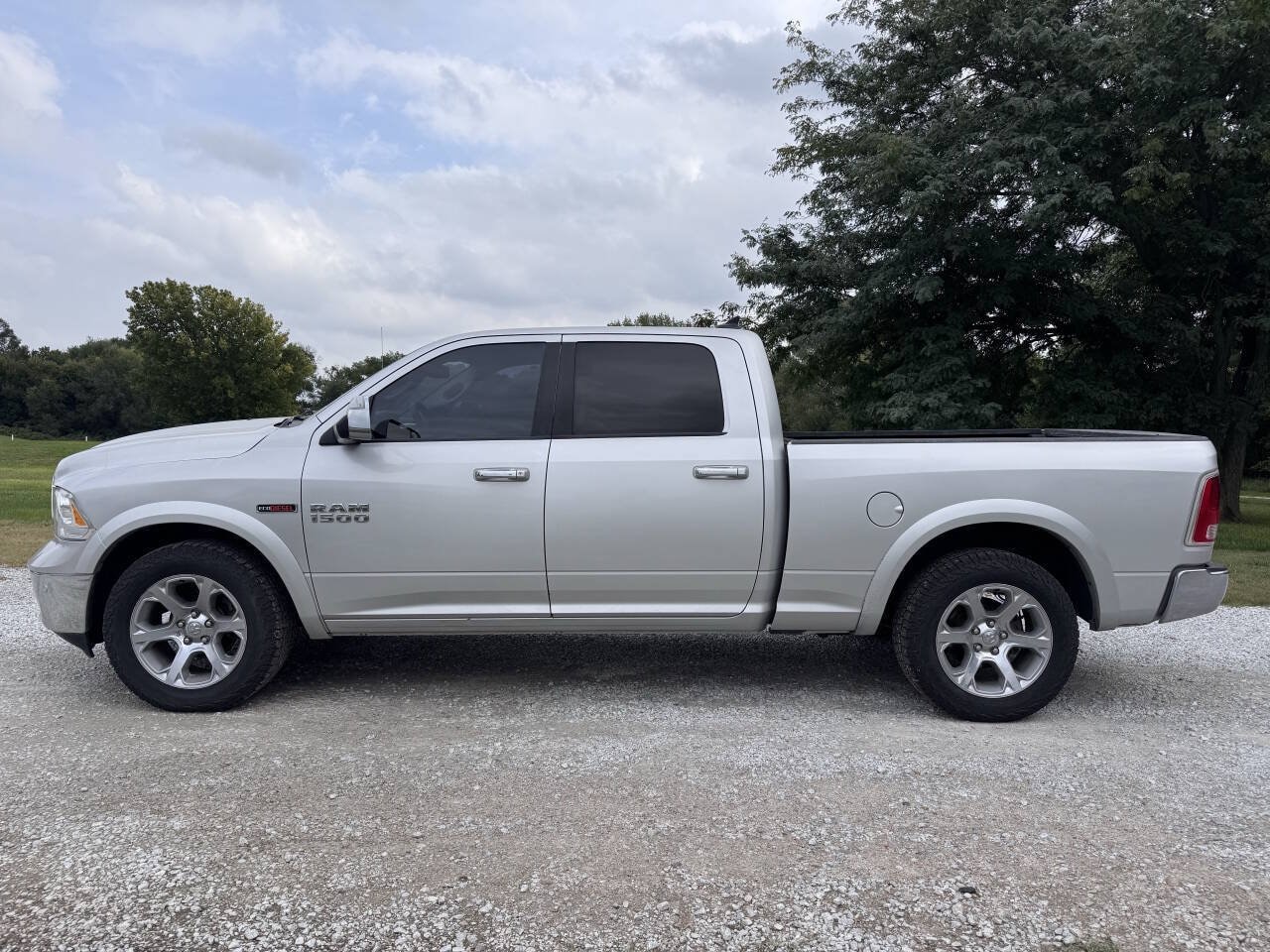 2017 RAM 1500 Pickup Laramie