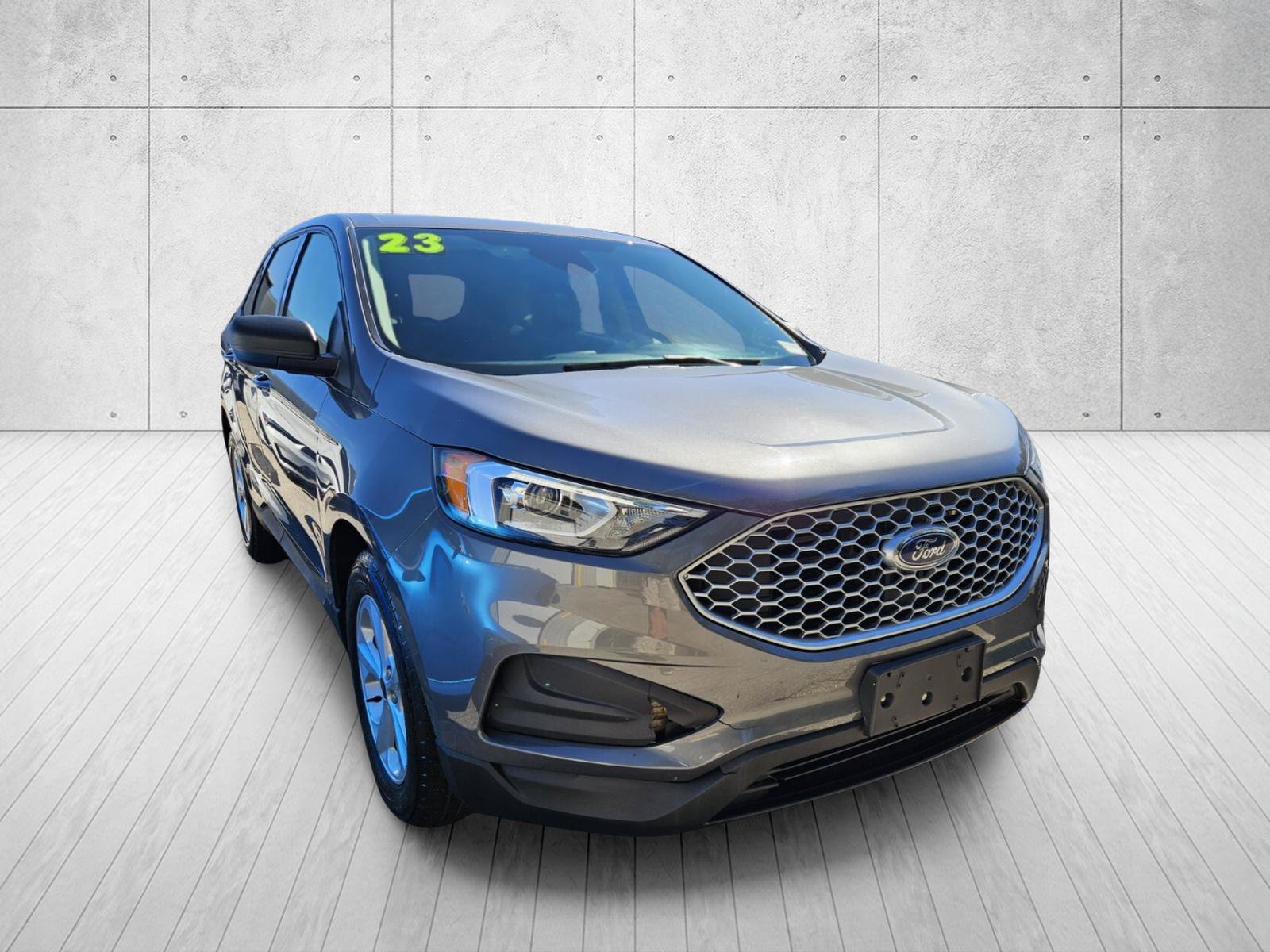 Used 2023 Ford Edge SE SUV