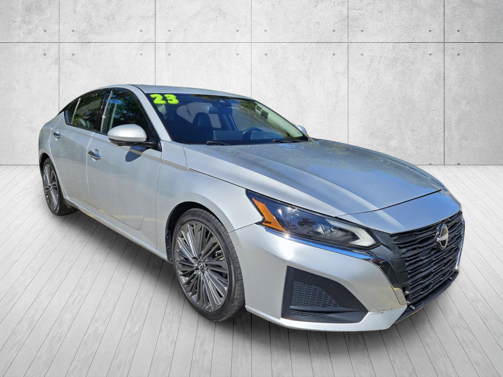 Used 2023 Nissan Altima 2.5 SL Sedan