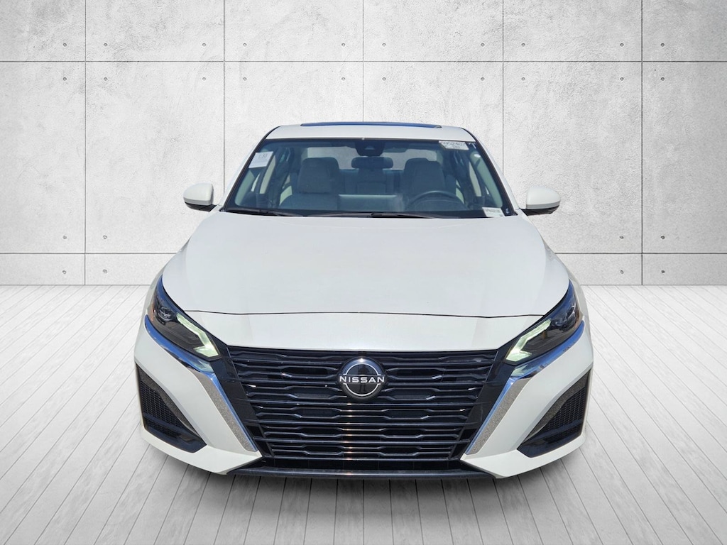 Used 2023 Nissan Altima 2.5 SL Sedan