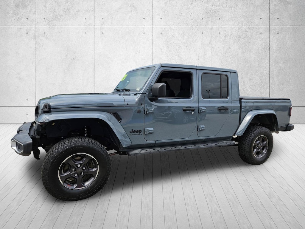Used 2024 Jeep Gladiator Sport Truck Crew Cab
