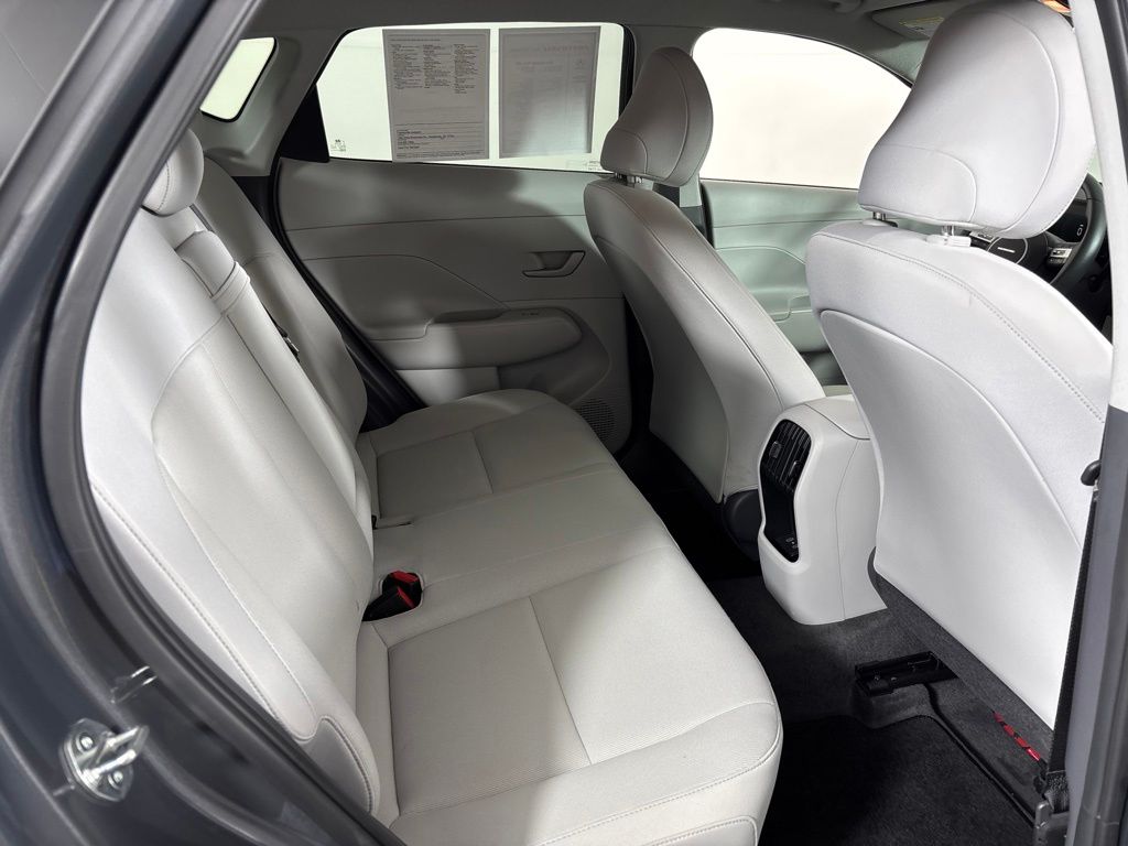 2024 Hyundai Kona SEL - Photo 12