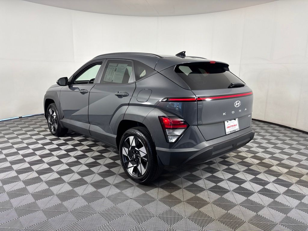2024 Hyundai Kona SEL - Photo 3