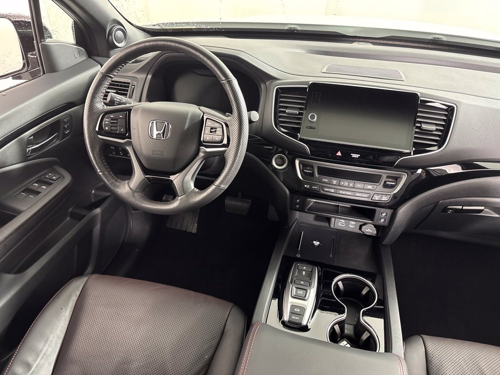 Certified 2025 Honda Ridgeline Black Edition Truck Crew Cab