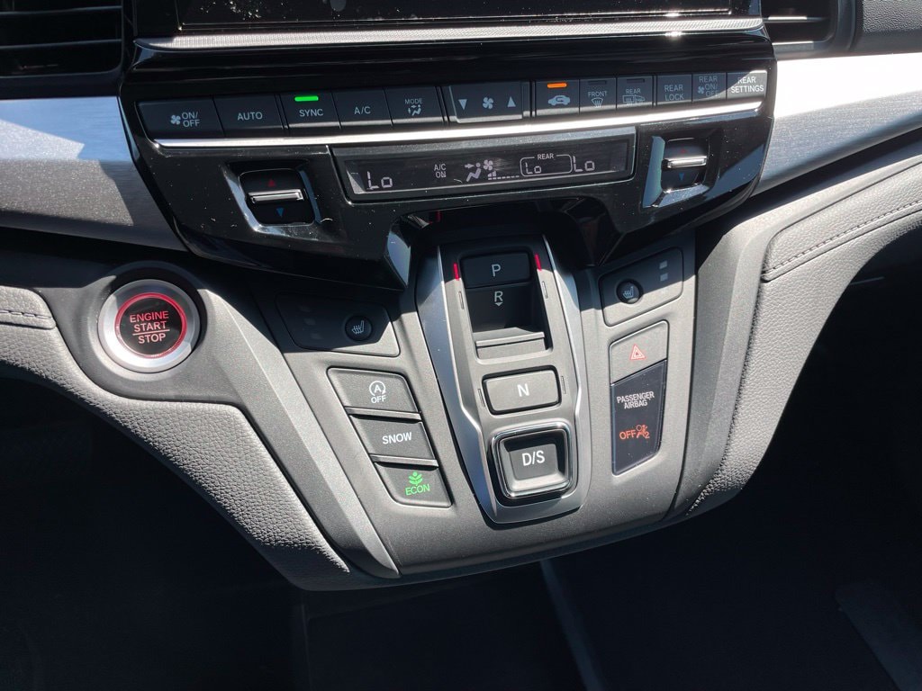 2026 Honda Odyssey EX-L - Photo 17