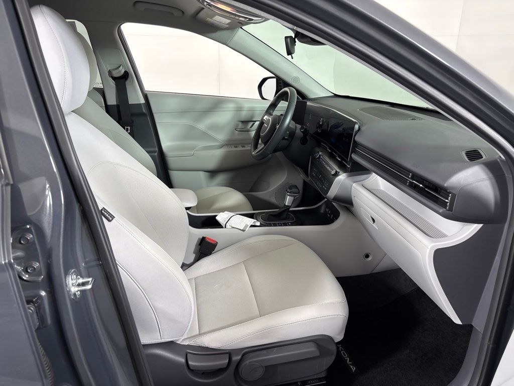 2024 Hyundai Kona SEL - Photo 8