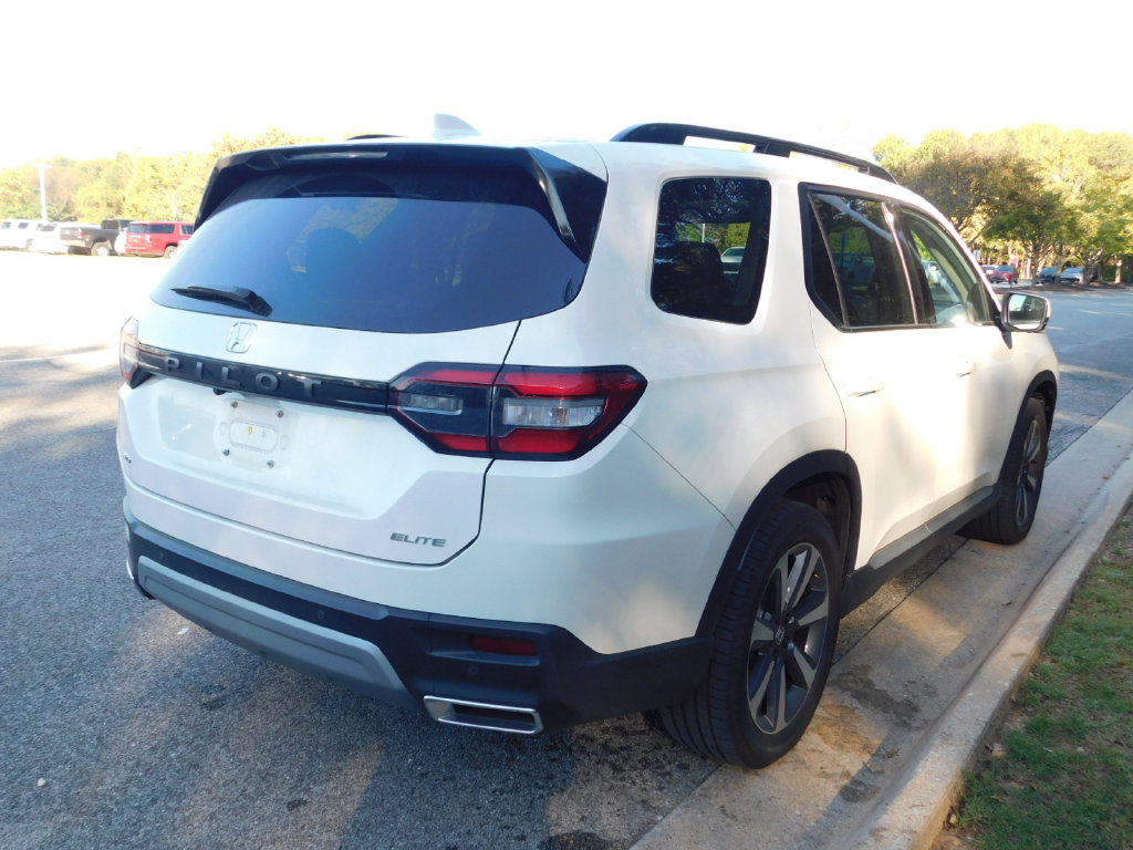 Certified 2025 Honda Pilot Elite SUV