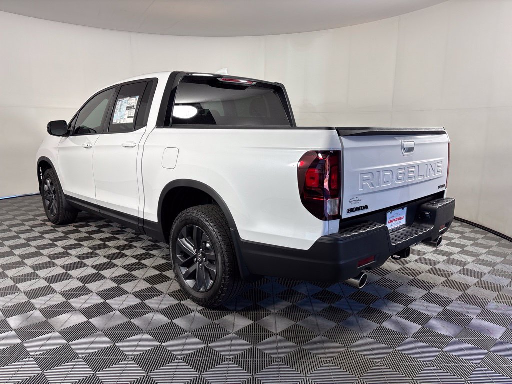 2026 Honda Ridgeline Sport - Photo 8