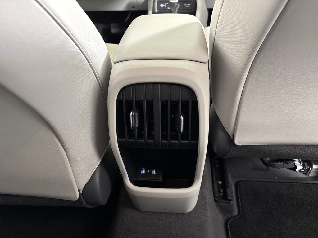 2024 Hyundai Kona SEL - Photo 14
