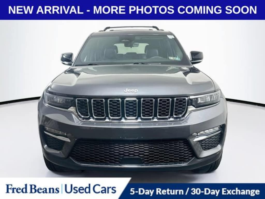 Used 2025 Jeep Grand Cherokee Limited 4x4 SUV