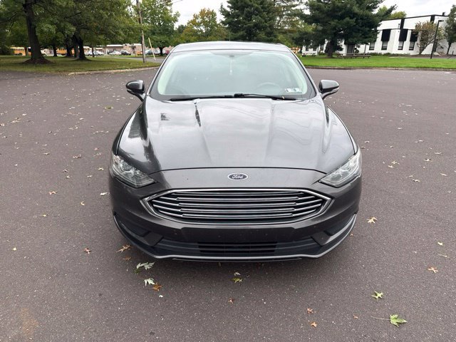 Used 2017 Ford Fusion SE Sedan